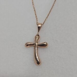14K Rose Gold Cross Pendant Necklace
